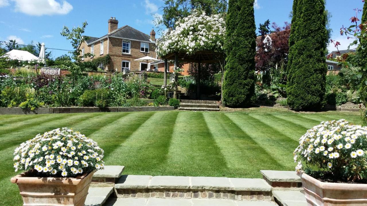Rookwood Farmhouse B&B Newbury  Bagian luar foto
